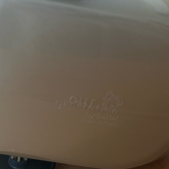 Our generation passenger pets set lot of 10 pieces for 18” dolls - Picture 8 of 10